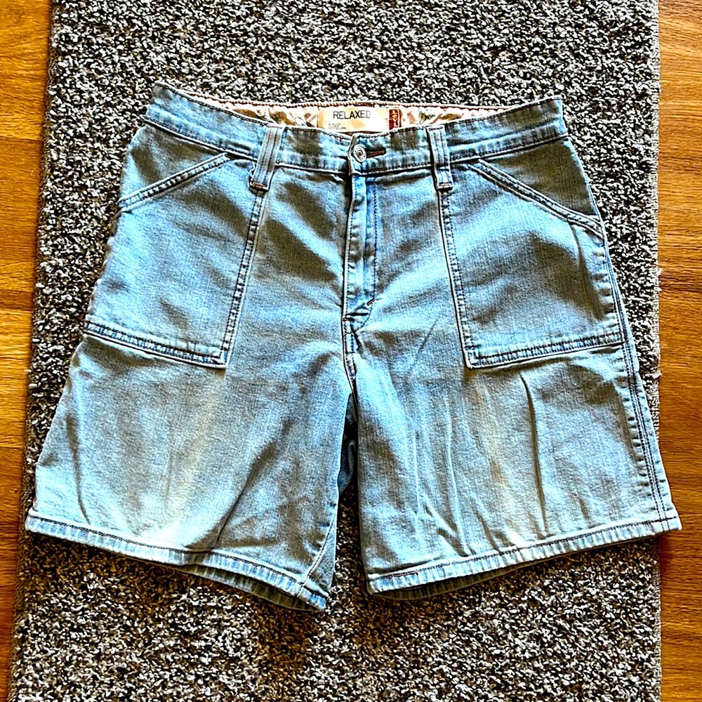 Levi’s Relaxed 550 Jean shorts